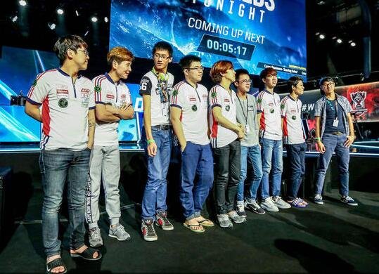 外媒评选LOL十佳中国战队:EDG并非第一!