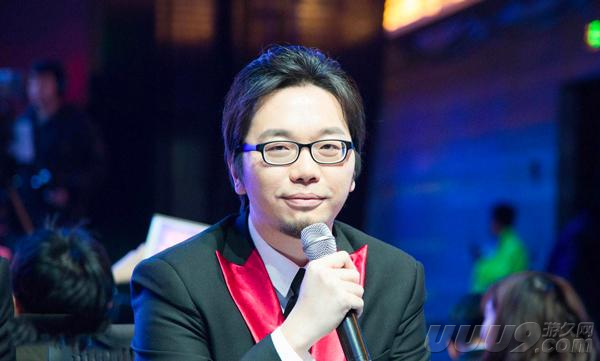 LPL解说长毛怒怼喷子：直言皇杂不是RNG粉丝，舒服之战就是个笑话